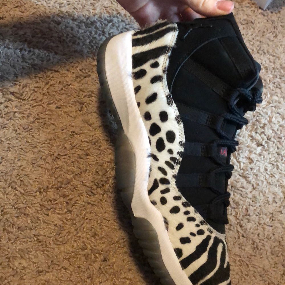 Air jordan 11 animal print women’s size 10